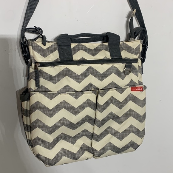 Skip Hop Duo Signature Diaper Bags grey neutral diaper bag - Picture 3 of 15